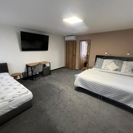 Hotel Algar Opava Extérieur photo