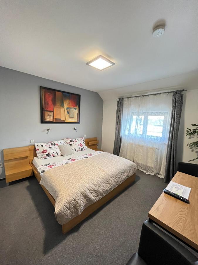 Hotel Algar Opava Extérieur photo