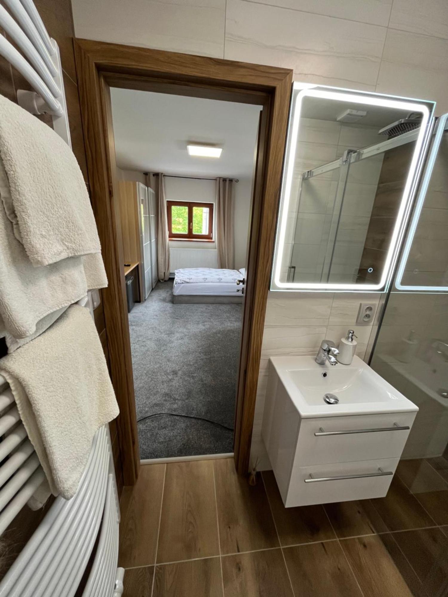 Hotel Algar Opava Extérieur photo