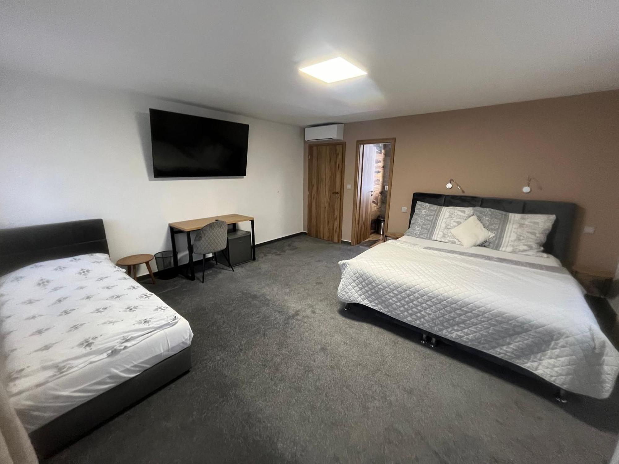 Hotel Algar Opava Extérieur photo