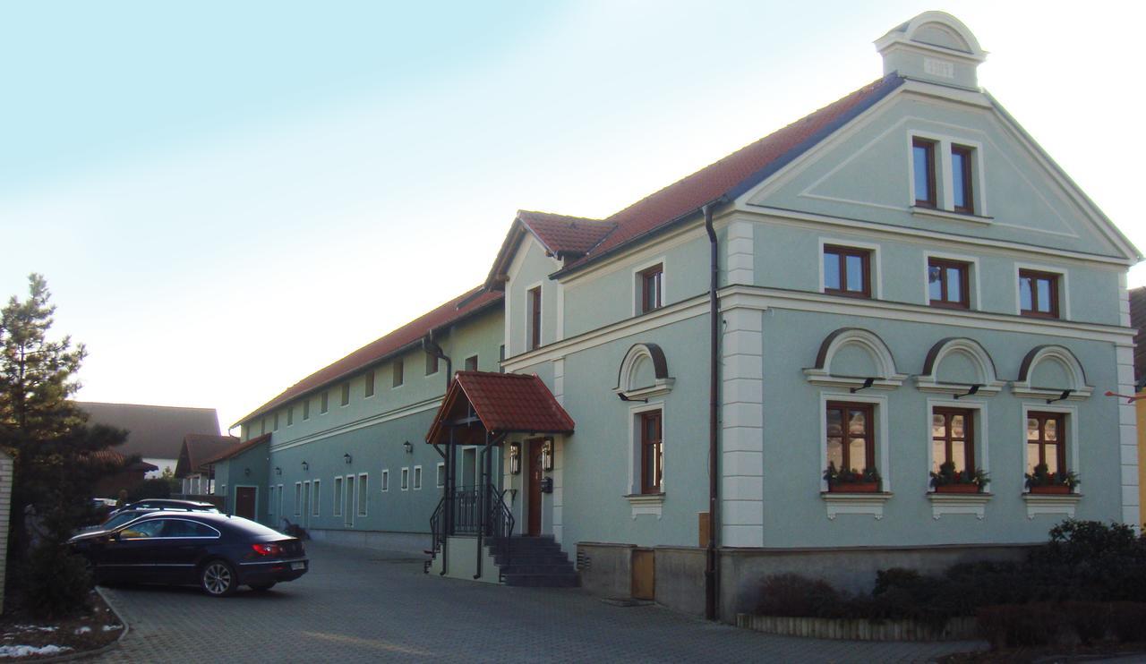 Hotel Algar Opava Extérieur photo